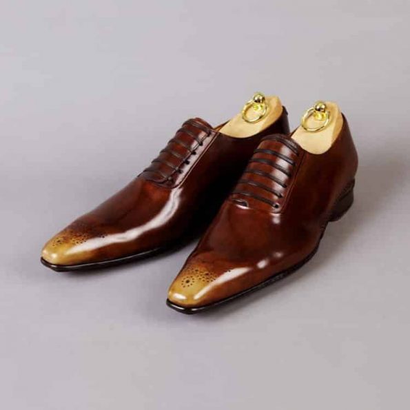 Chaussures Richelieu laçage Officier – ligne Castelo – Marron Cognac bout havane réf. 3022